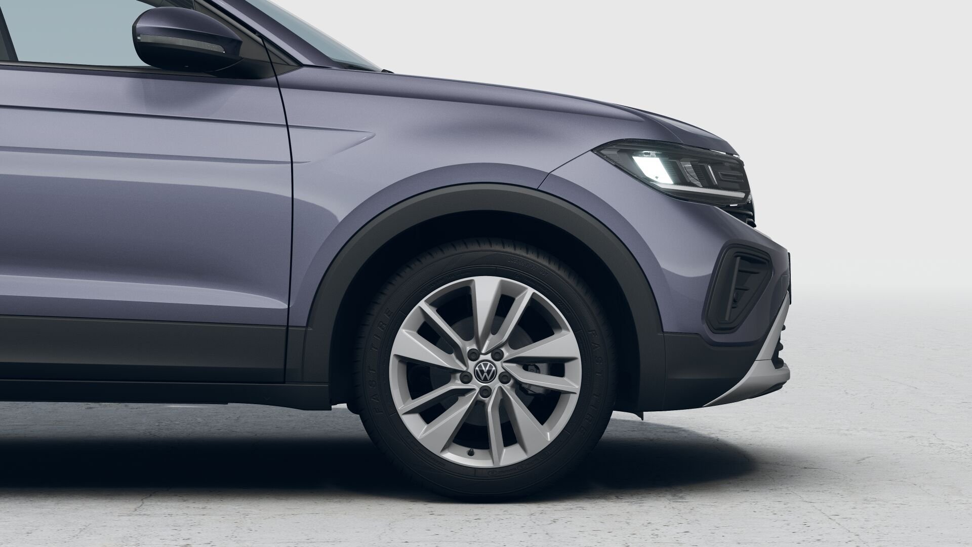 front-zoom-14-67e15642eb773.jpg